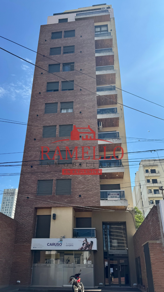 EN VENTA DPTO DOS DORMITORIOS CON BALCON - CENTRO 