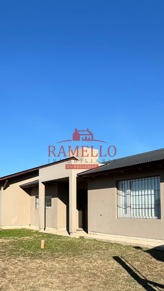 CASA EN VENTA ZONA OESTE - Dos dormitorios 