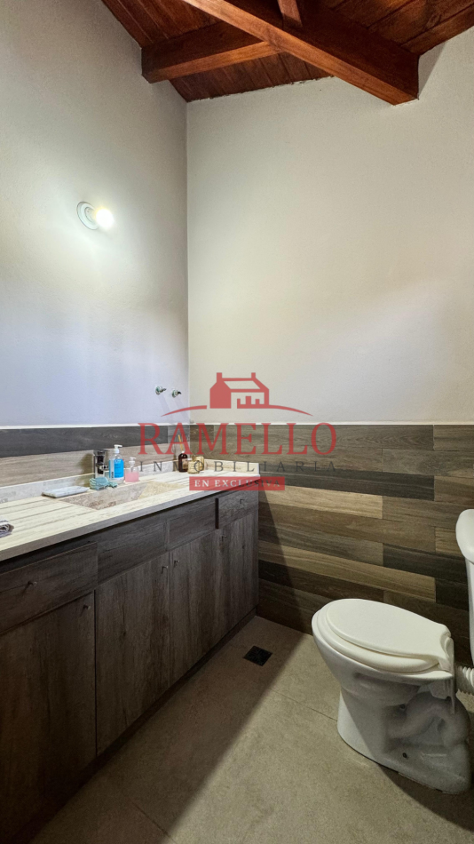 CASA EN VENTA ZONA OESTE - Dos dormitorios 