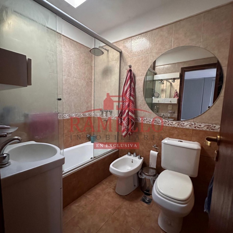 EN VENTA CASA QUINTA TRES DORMITORIOS - Zona de quintas 