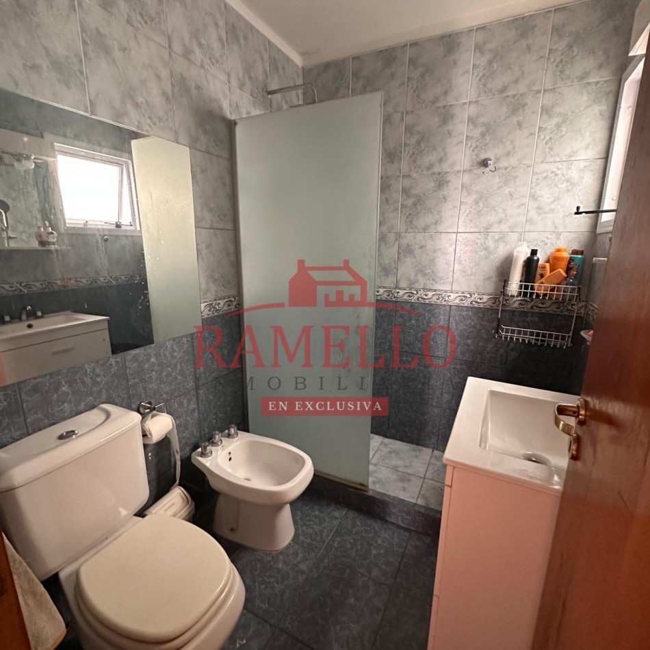 EN VENTA CASA QUINTA TRES DORMITORIOS - Zona de quintas 