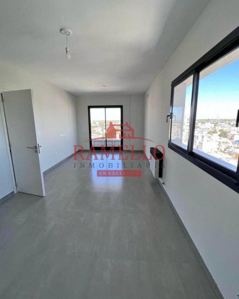 VENDO DPTO DE CATEGORIA! Torre Yrigoyen - Un dormitorio con balcon