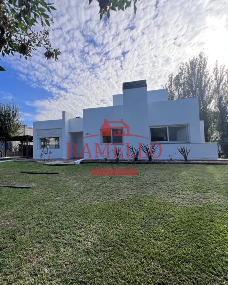 VENDO CASA DE CATEGORIA! Country San Esteban 