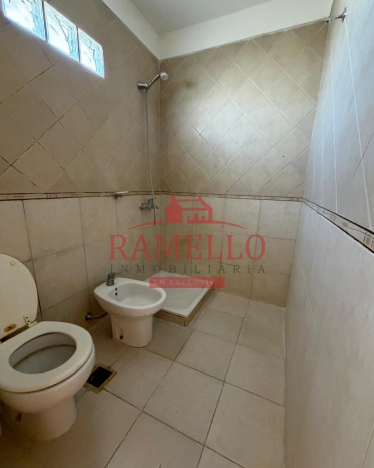 VENDO DPTO - Dos dormitorios con cochera en Torre Hovenia I