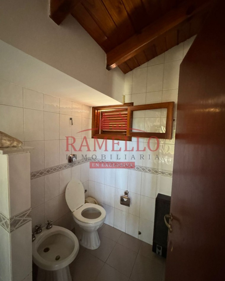 HERMOSA CASA EN VENTA! Tres dormitorios 