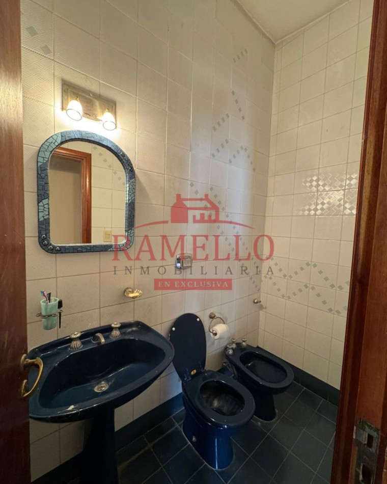HERMOSA CASA EN VENTA! Tres dormitorios 