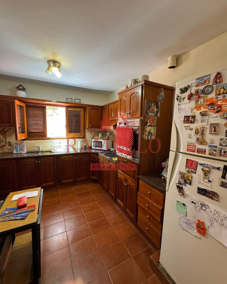 HERMOSA CASA EN VENTA! Tres dormitorios 