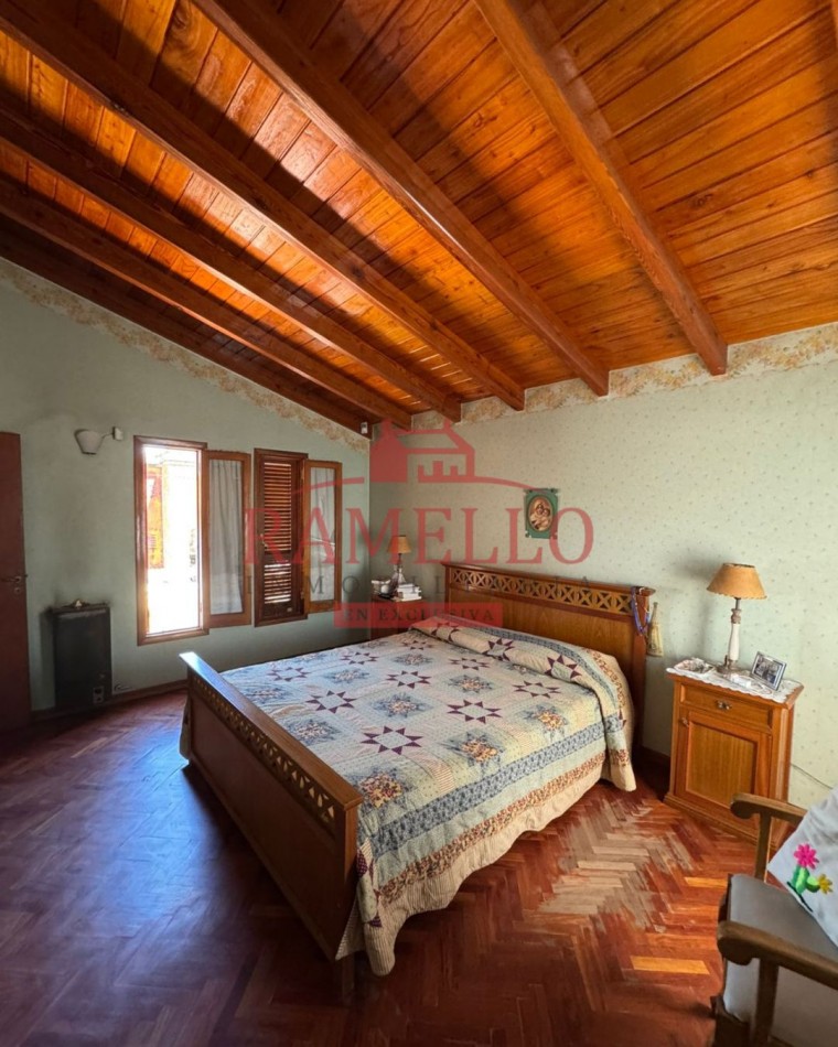 HERMOSA CASA EN VENTA! Tres dormitorios 