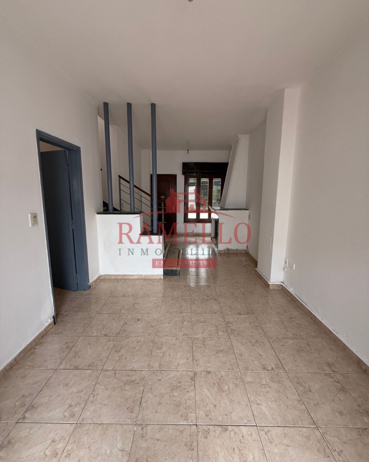 Alquiler - Casa centrica de tres dormitorios - Bv. Roca 