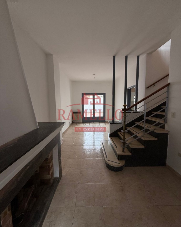 Alquiler - Casa centrica de tres dormitorios - Bv. Roca 