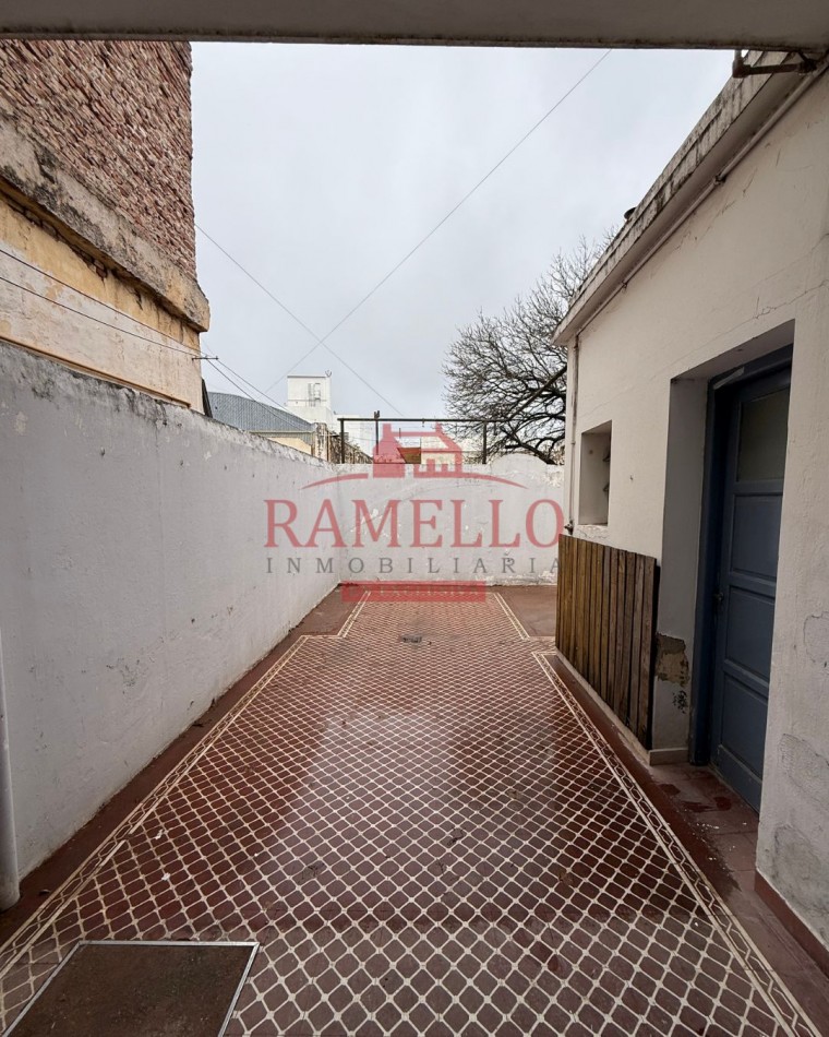 Alquiler - Casa centrica de tres dormitorios - Bv. Roca 