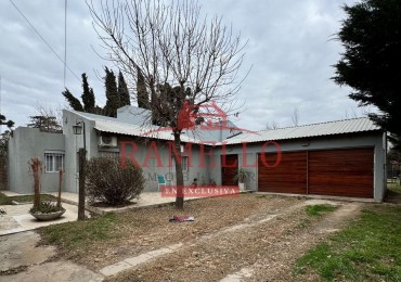 EN VENTA CASA QUINTA TRES DORMITORIOS - Zona de quintas 