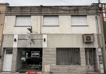 Alquiler - Casa centrica de tres dormitorios 